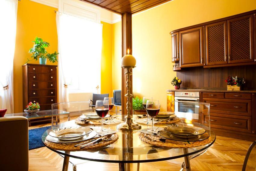 Bouillon Apartman Boedapest Buitenkant foto